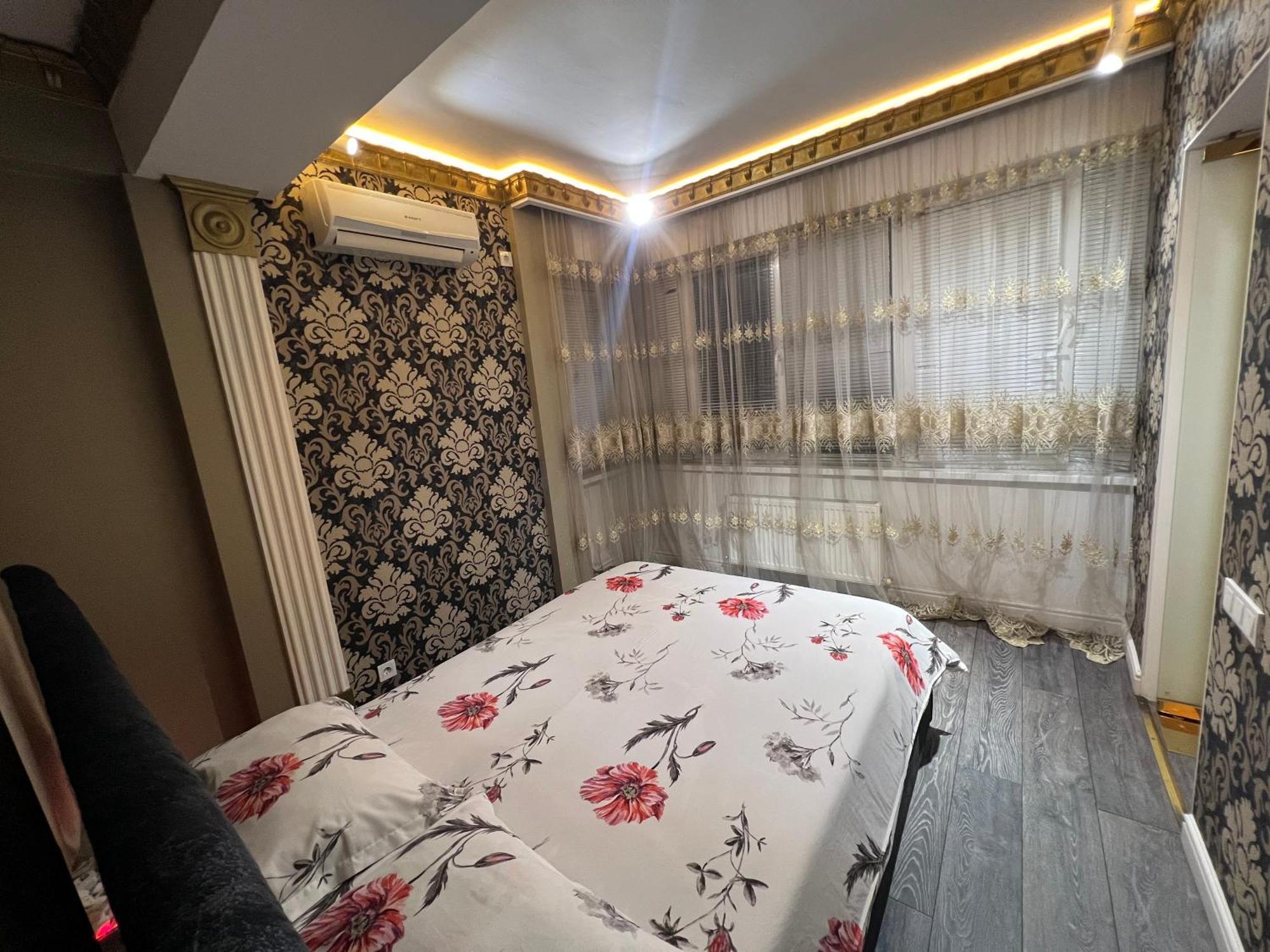 2 Bedrooms Heart Of City Center Chisináu Exterior foto