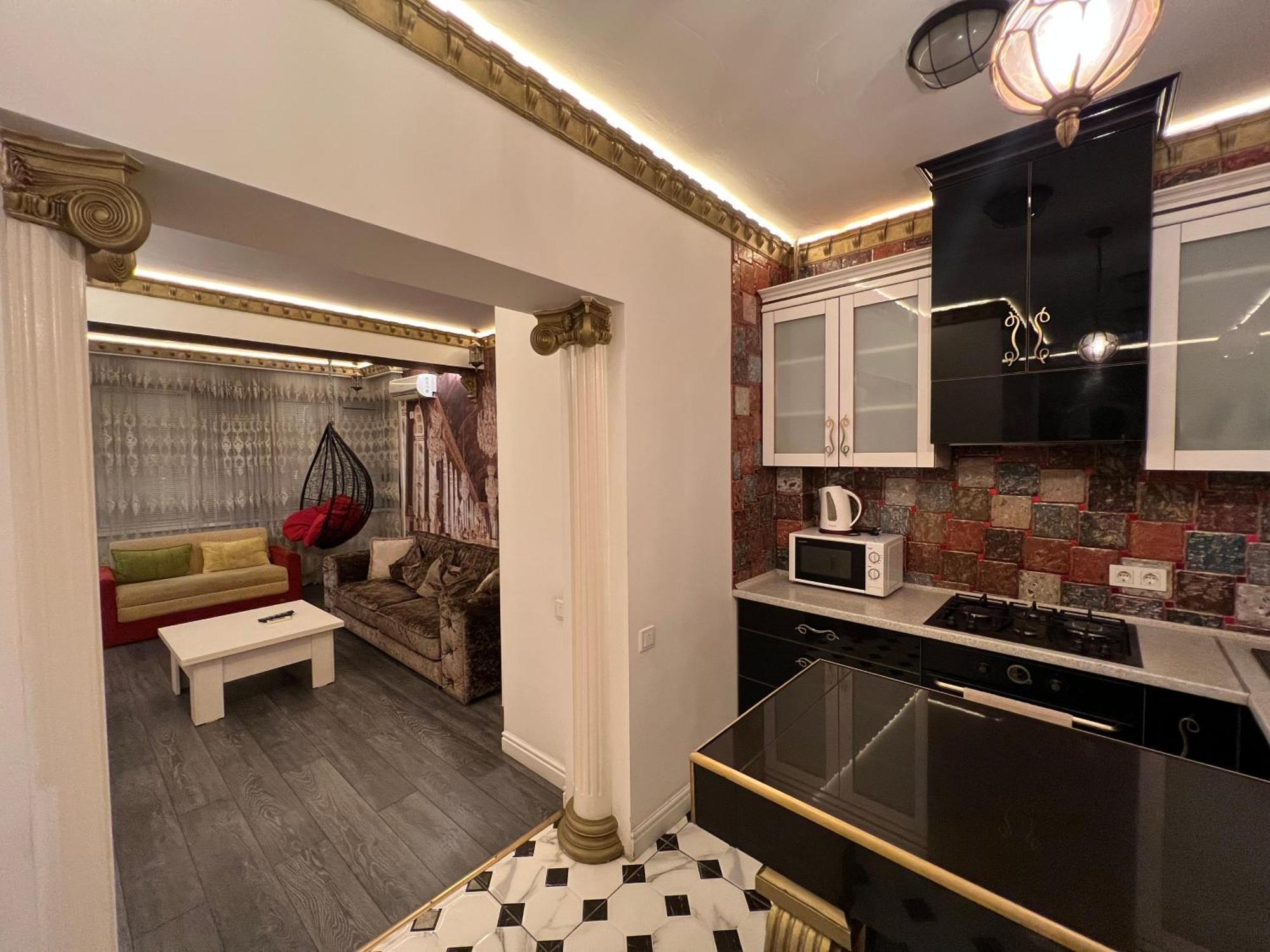 2 Bedrooms Heart Of City Center Chisináu Exterior foto