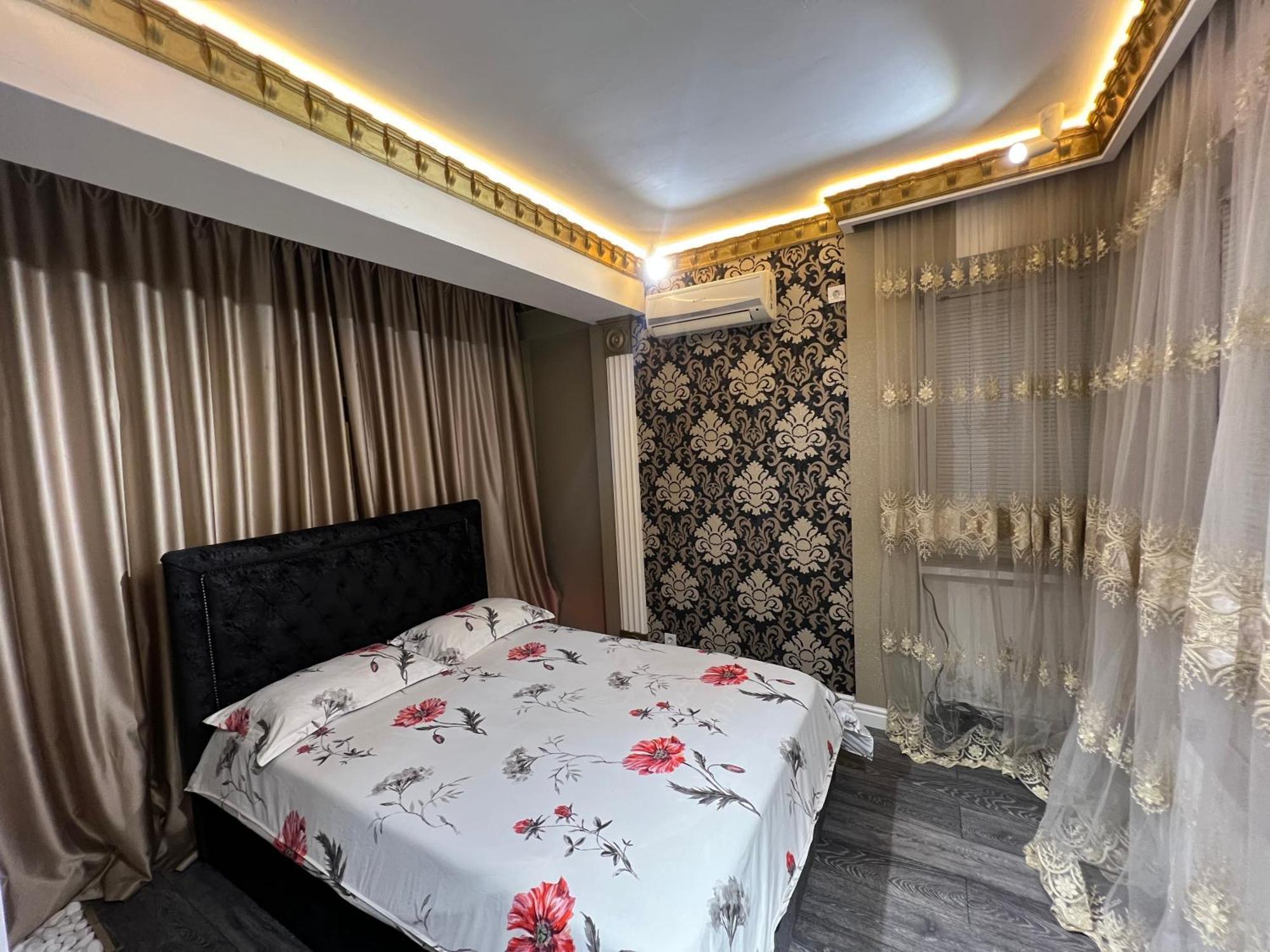 2 Bedrooms Heart Of City Center Chisináu Exterior foto