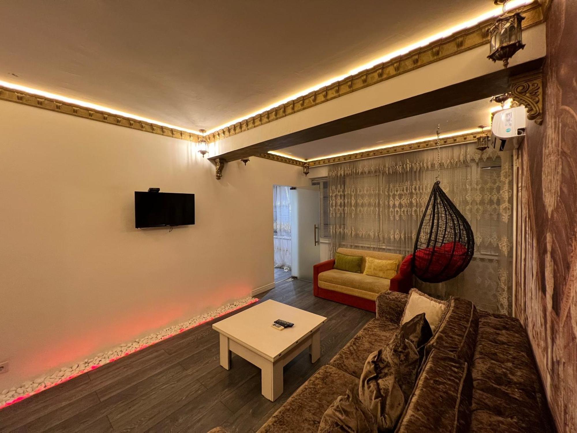 2 Bedrooms Heart Of City Center Chisináu Exterior foto