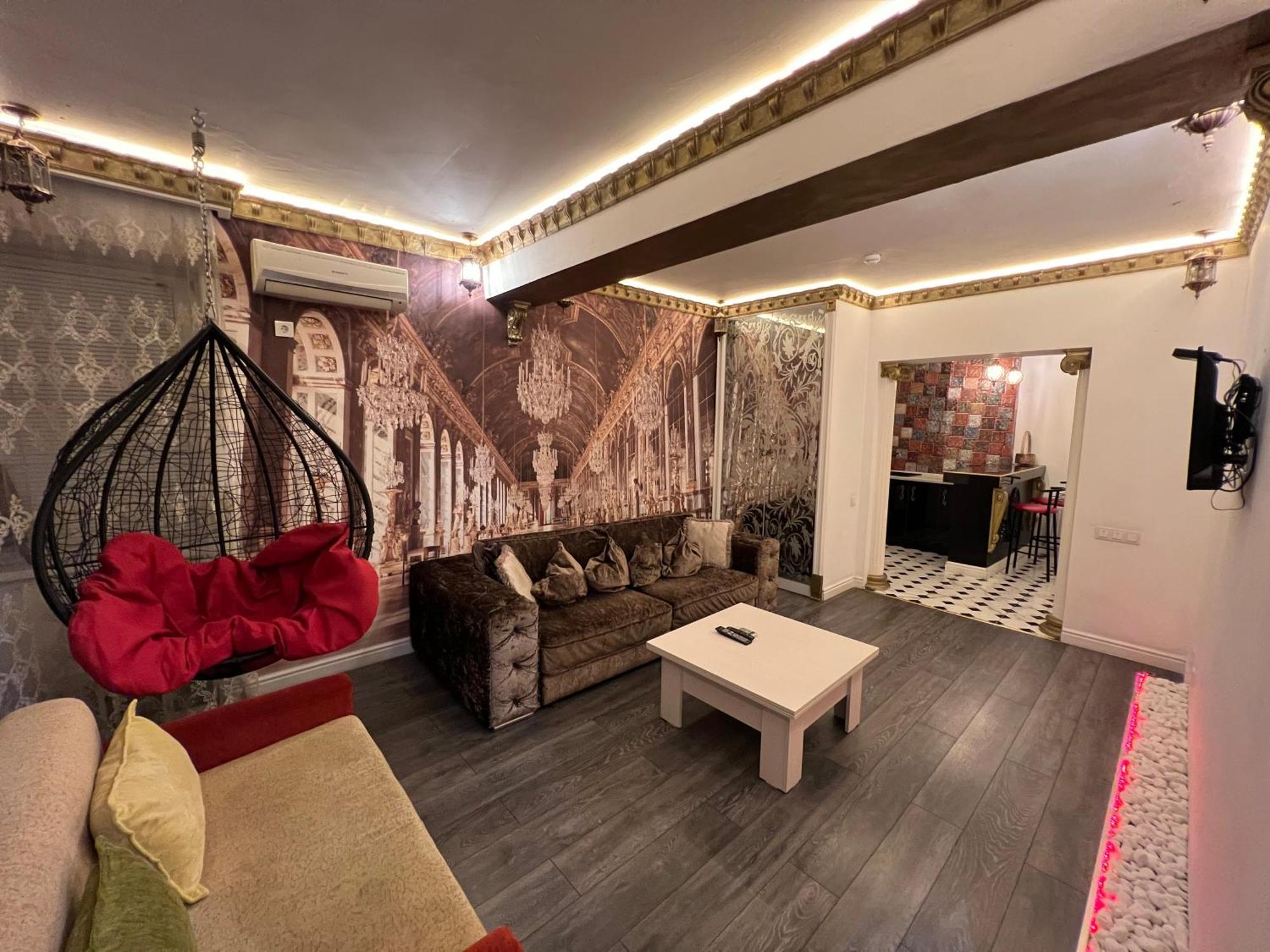 2 Bedrooms Heart Of City Center Chisináu Exterior foto