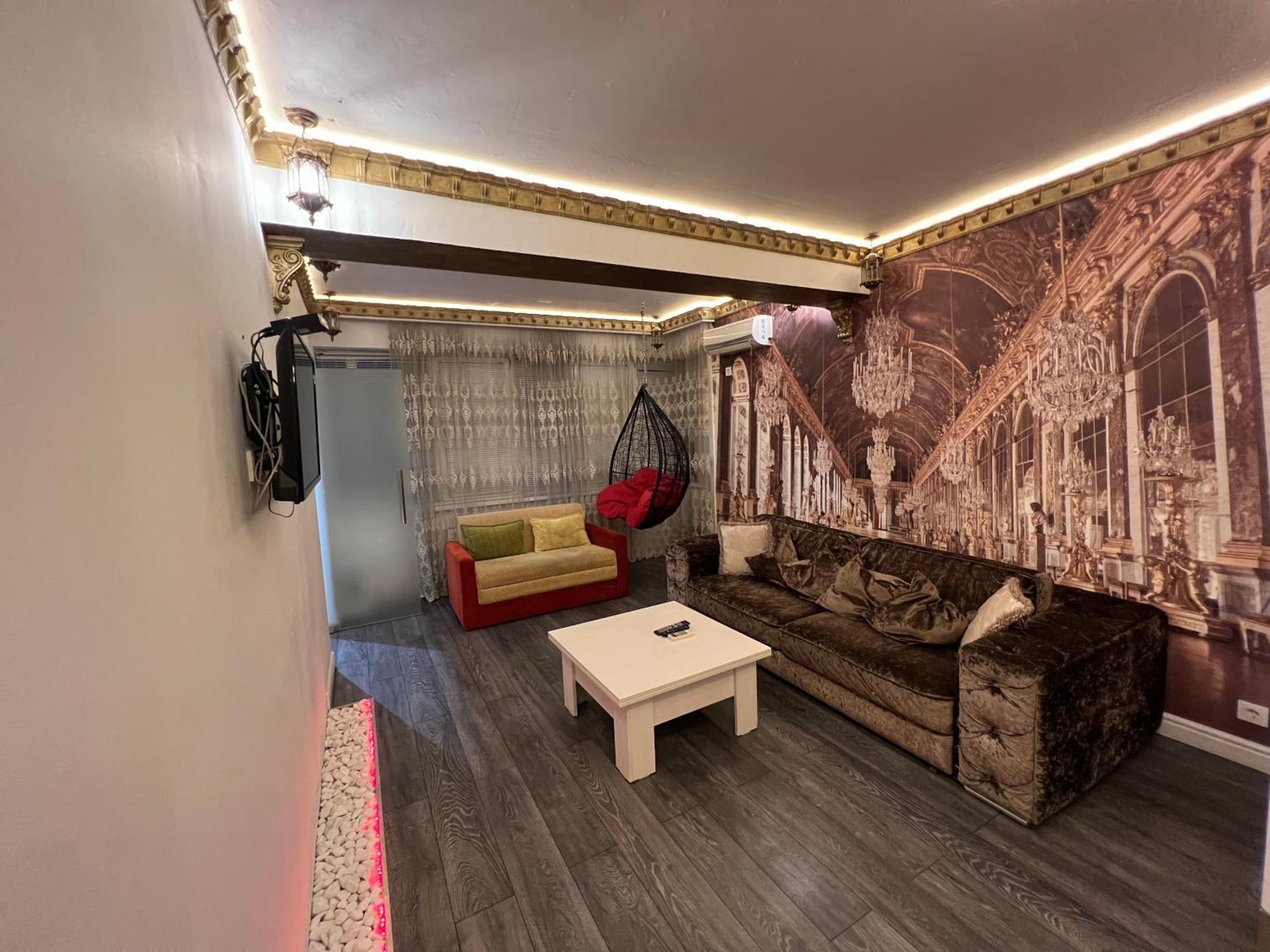 2 Bedrooms Heart Of City Center Chisináu Exterior foto
